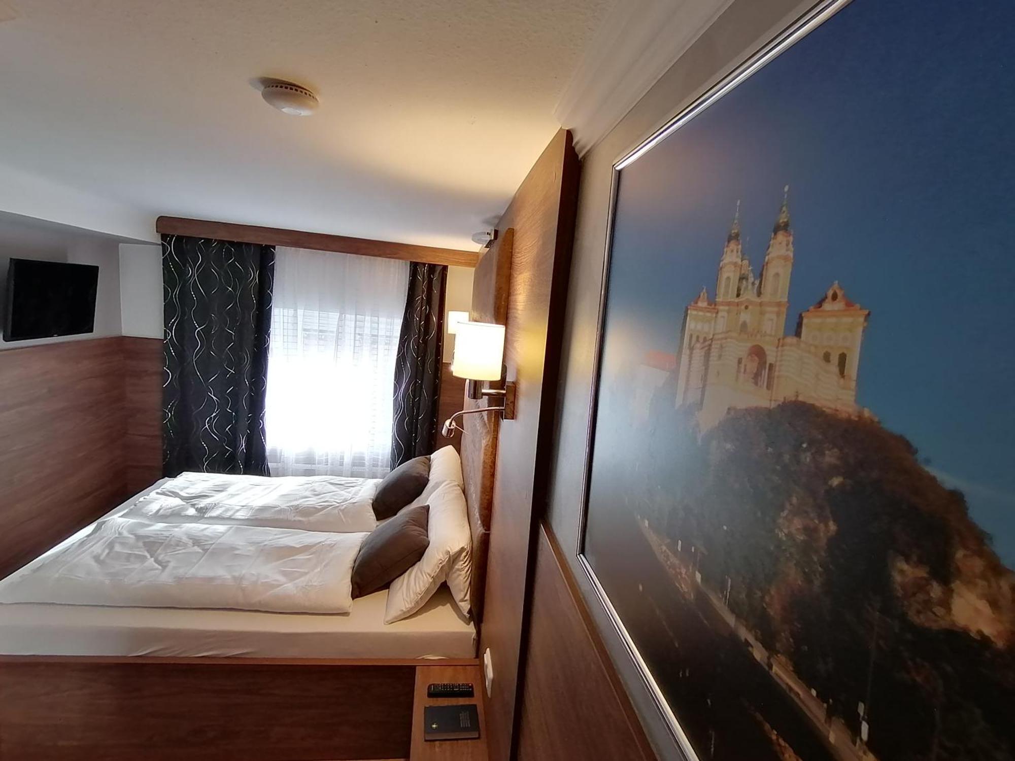 Golden Star - Premium Apartments Melk Room photo